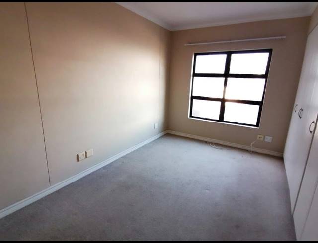 2 BEDROOM APARTMENT FOR SALE IN POINT WATERFRONT